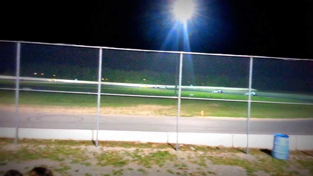 Jordan McCreadie modified win 5/18/13 @ EvansMills