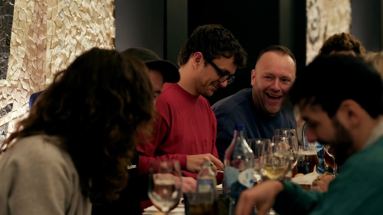 Exclusief: Ontspannen dineren | Wie is de Mol? 25 jaar