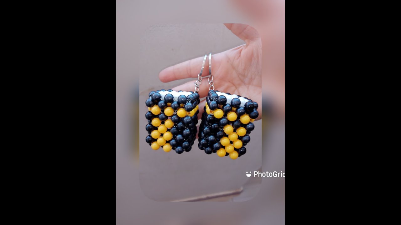 طريقه عمل ميداليه كعبه بالخرز بكل بساطه للمبتدئين How To make abeaded kaaba keychain