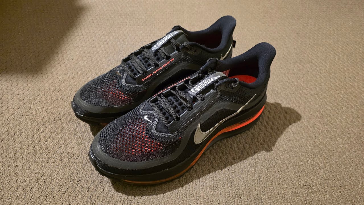 Nike Pegasus Premium Bright Crimson open box