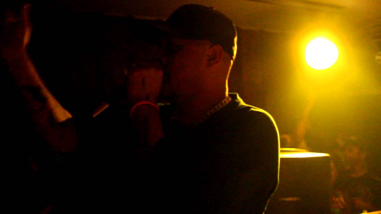 DUUFLOW APRESENTOU : SANDR&Atilde;O (RZO / WU-BRASIL) EM GUARULHOS  21/10/11 NA VOID