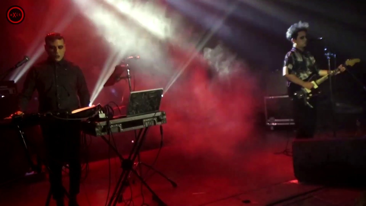She Past Away - Durdu Dünya (Music Video)