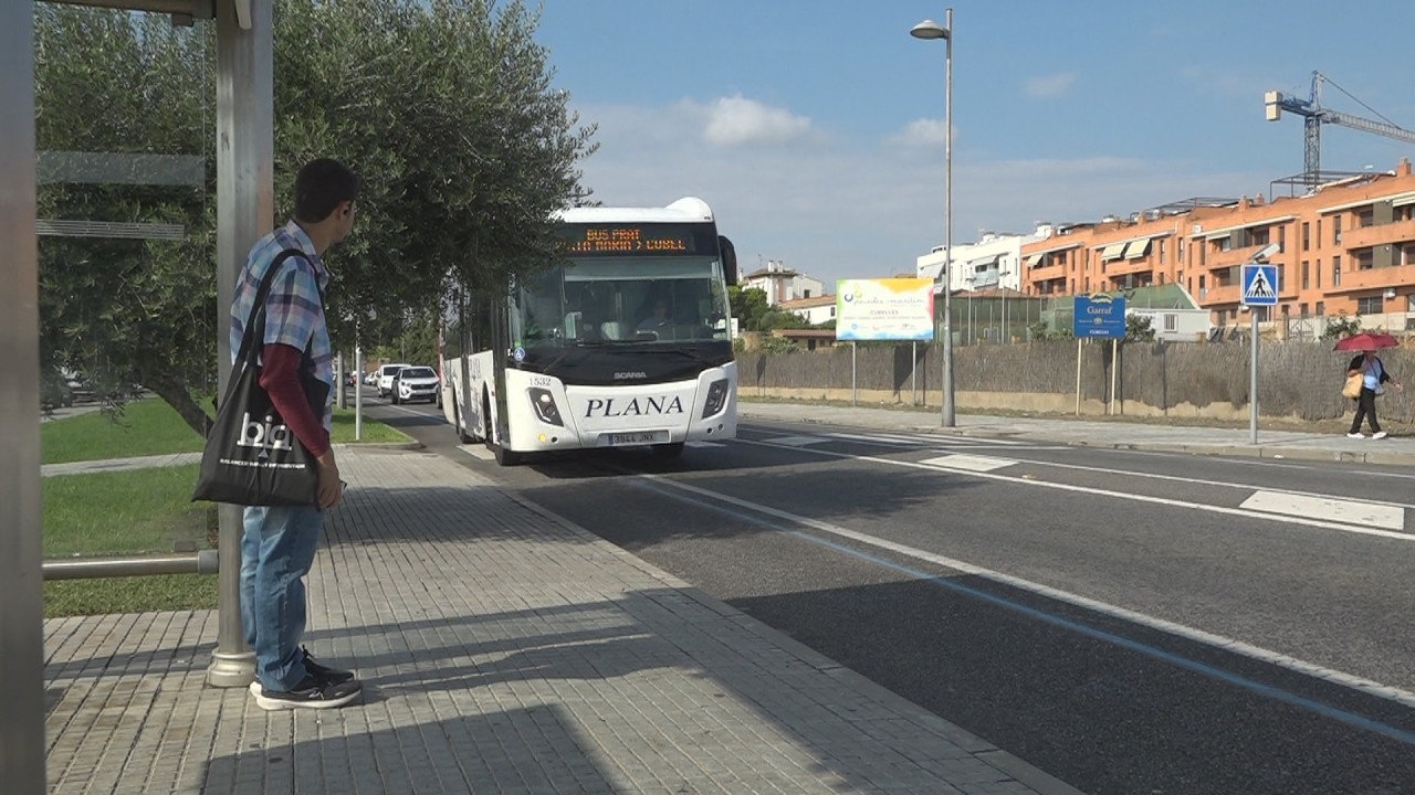 Cubelles reclama la gratuïtat de la C32 i més busos amb les obres dels túnels del Garraf