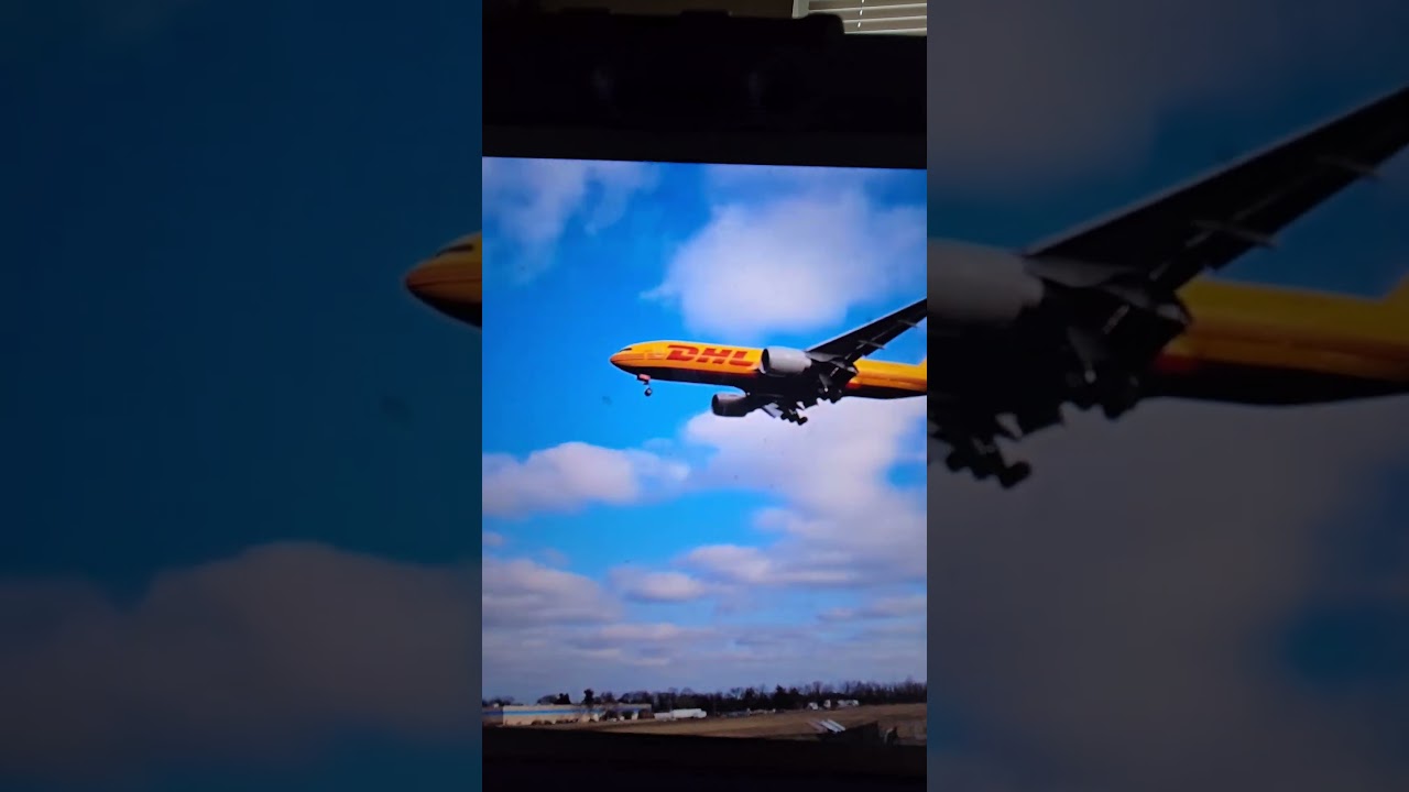 DHL plane lands at CVG