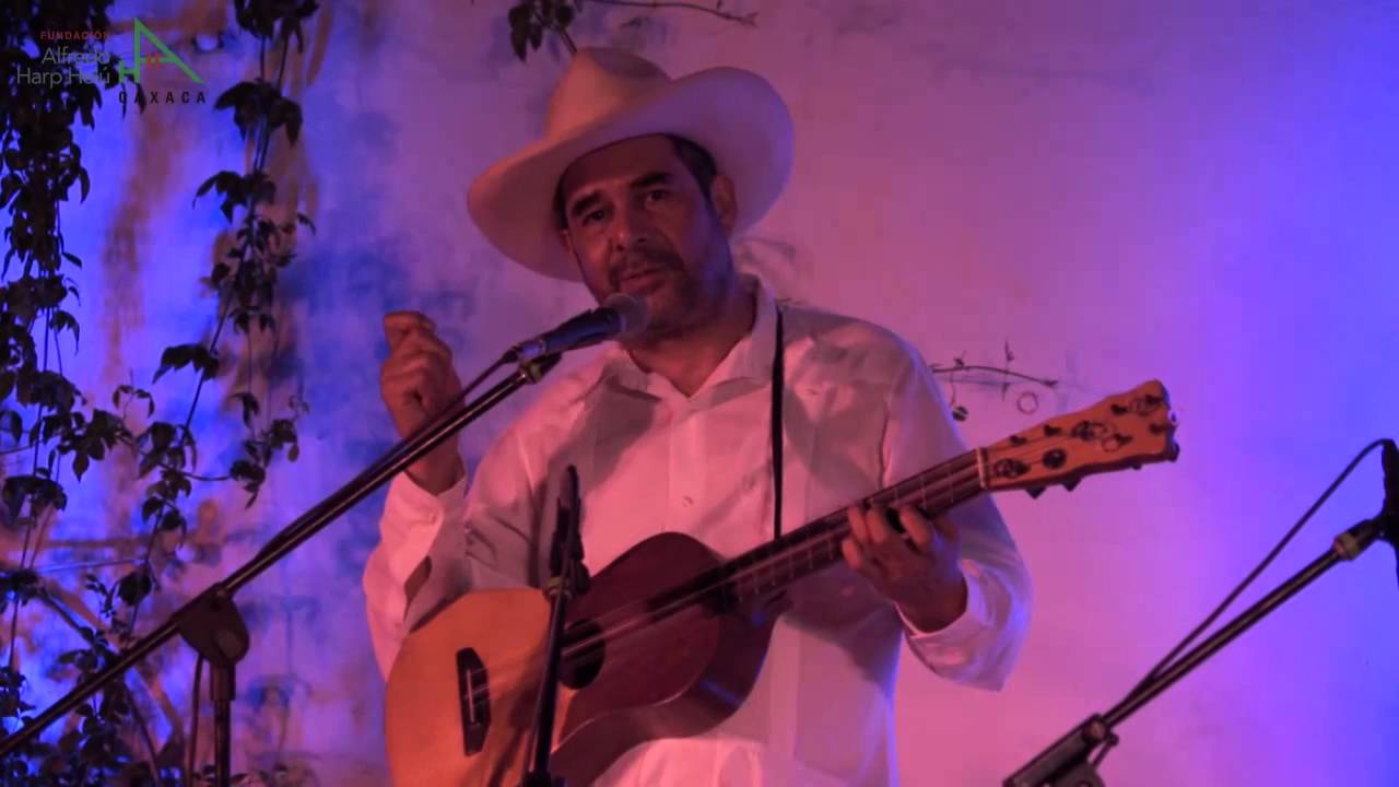 Concierto Mono Blanco