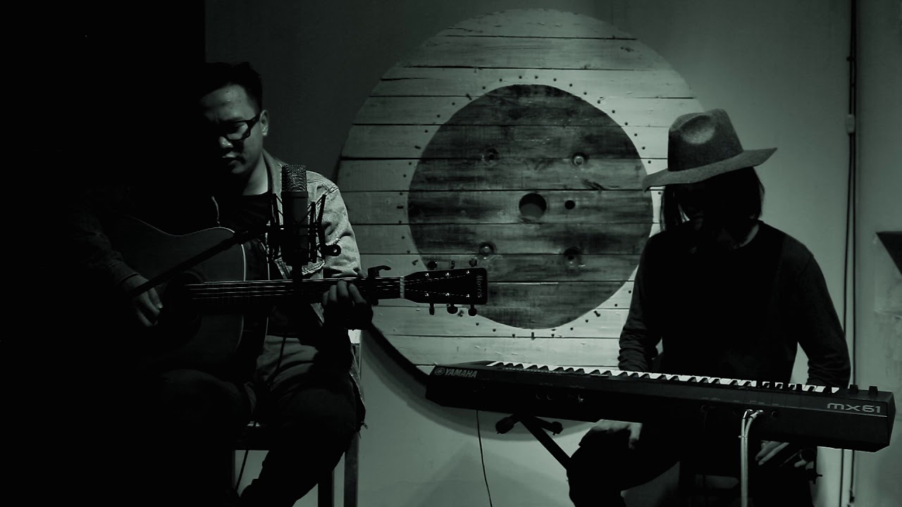 Tình Nhạt Phai - CRAYONS (Official Cover)