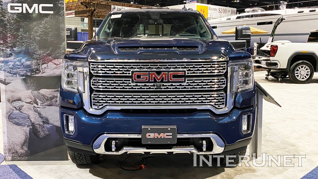 2020 GMC Sierra 2500 Denali 4WD Crew Cab Heavy Duty Truck with 6.6L Duramax Turbo Diesel