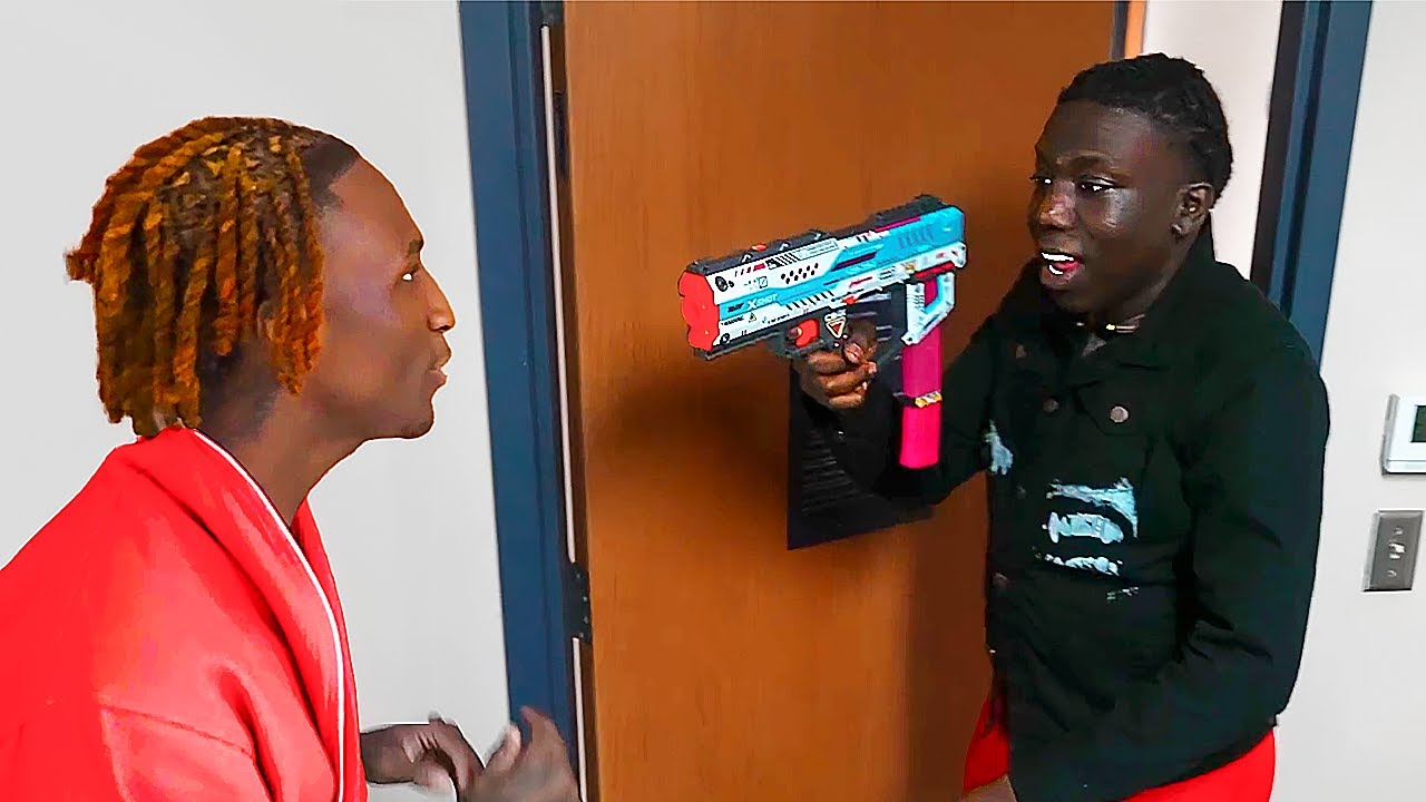 Dabo Gets in a FIGHT With Raud & Deshae Frost.. (Streamer University)