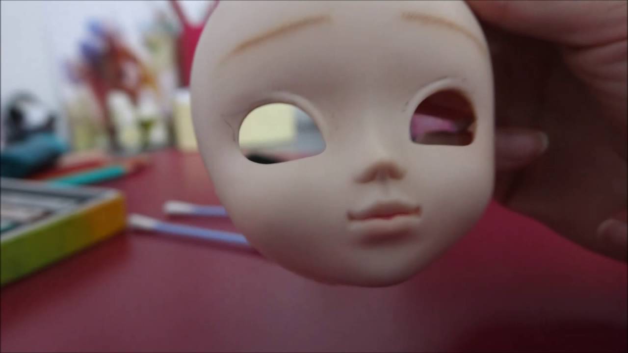 Comment faire le makeup d'une pullip ? -Tuto simple-