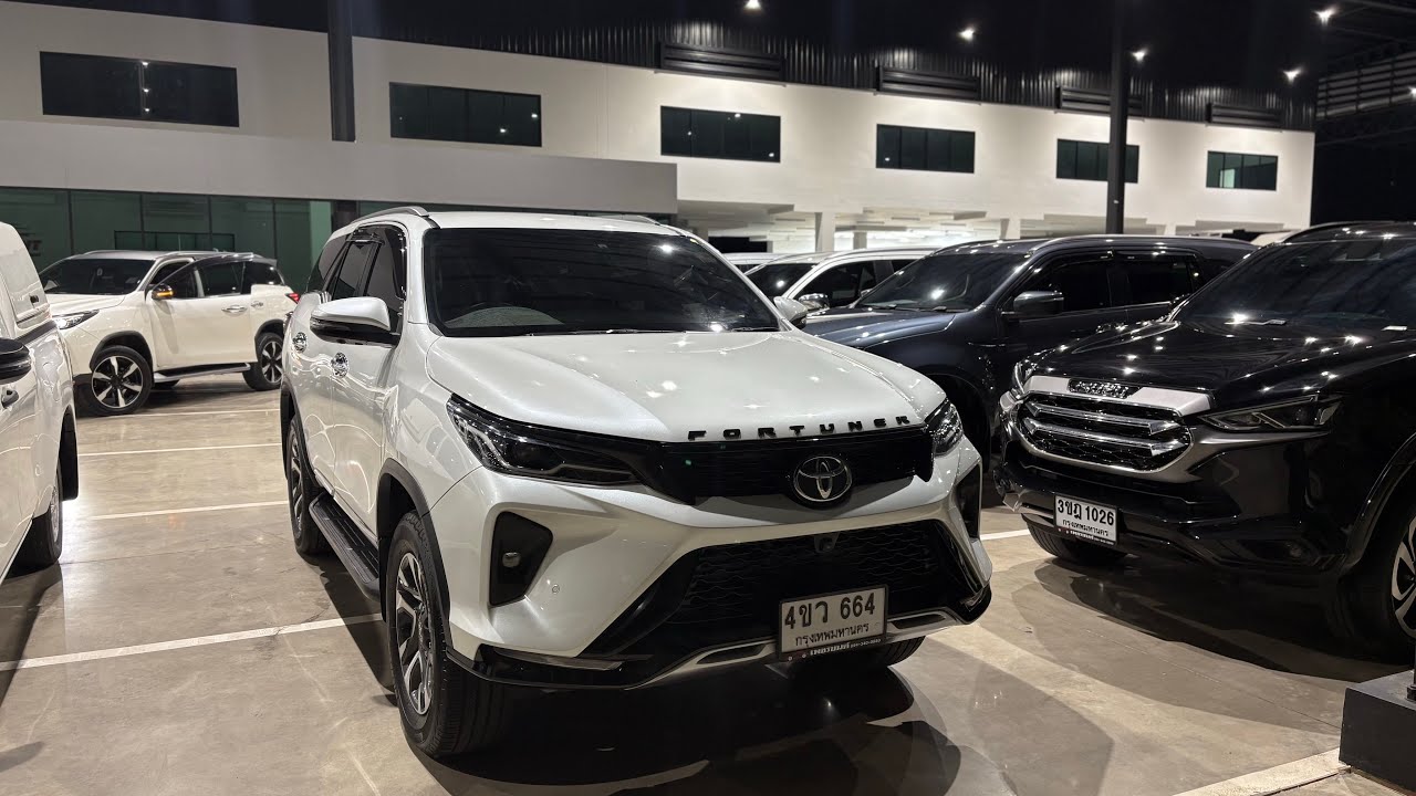 เติมสต๊อกอีกแล้วรถครอบครัว7ที่นั่ง ￼FORTUNER & MU-X เข้าใหม่อีกเพียบสนใจคันไหนโทร 0654382082 ￼￼