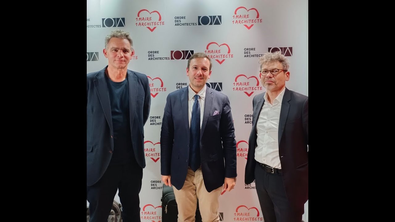 Table ronde au Salon des Maires sur le recul du trait de côte, à Paris le 20 novembre 2024.
