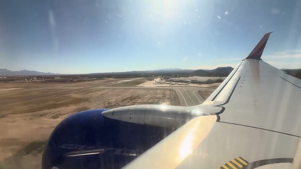 Southwest Airlines Boeing 737-700  (N7745A) | Landing Tucson International Airport TUS | RWY 12