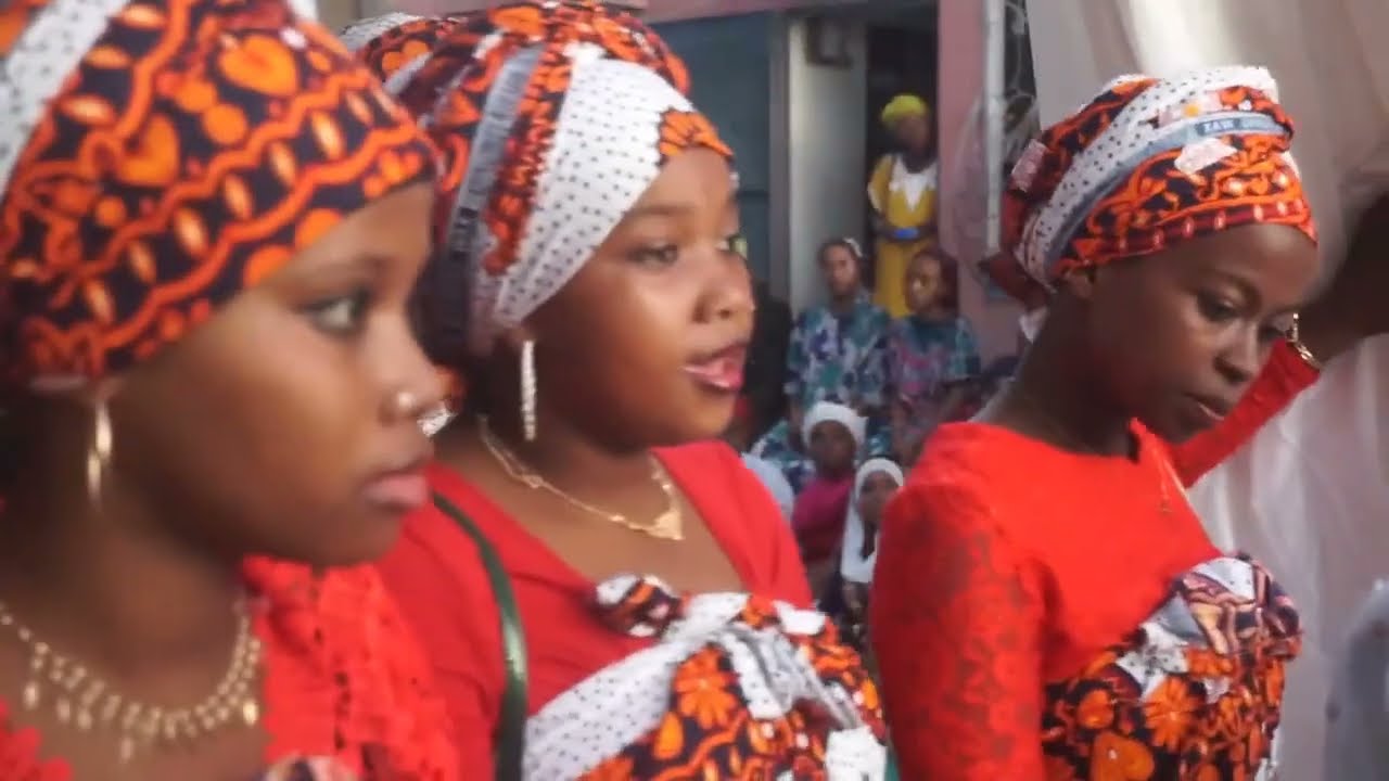 Mariage à Ambanja, Madagascar