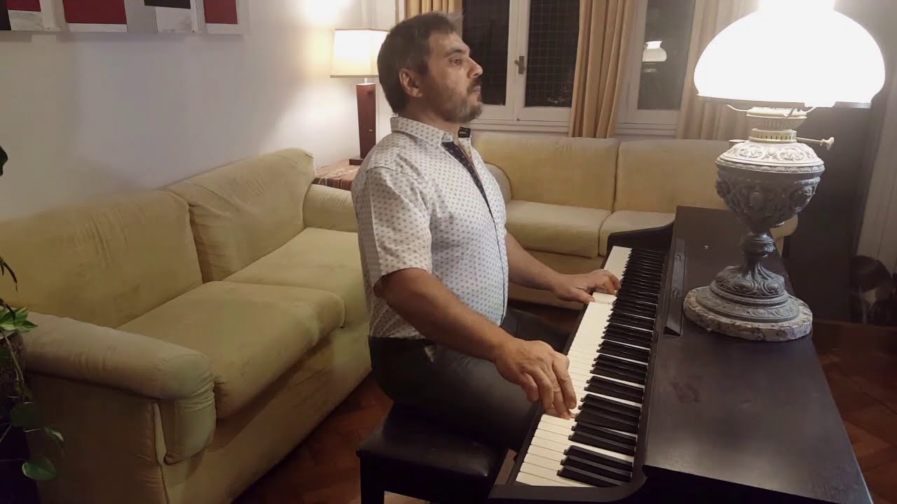 Contigo En La Distancia (C. Portillo de la Luz) -  Piano Cover