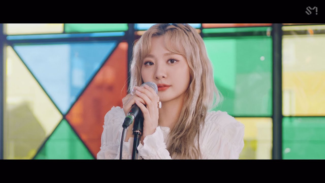 [STATION] BOL4 볼빨간사춘기 '아틀란티스 소녀 (Atlantis Princess)' Live Video - Our Beloved BoA #2