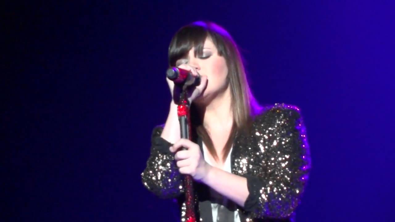 Kelly Clarkson - 