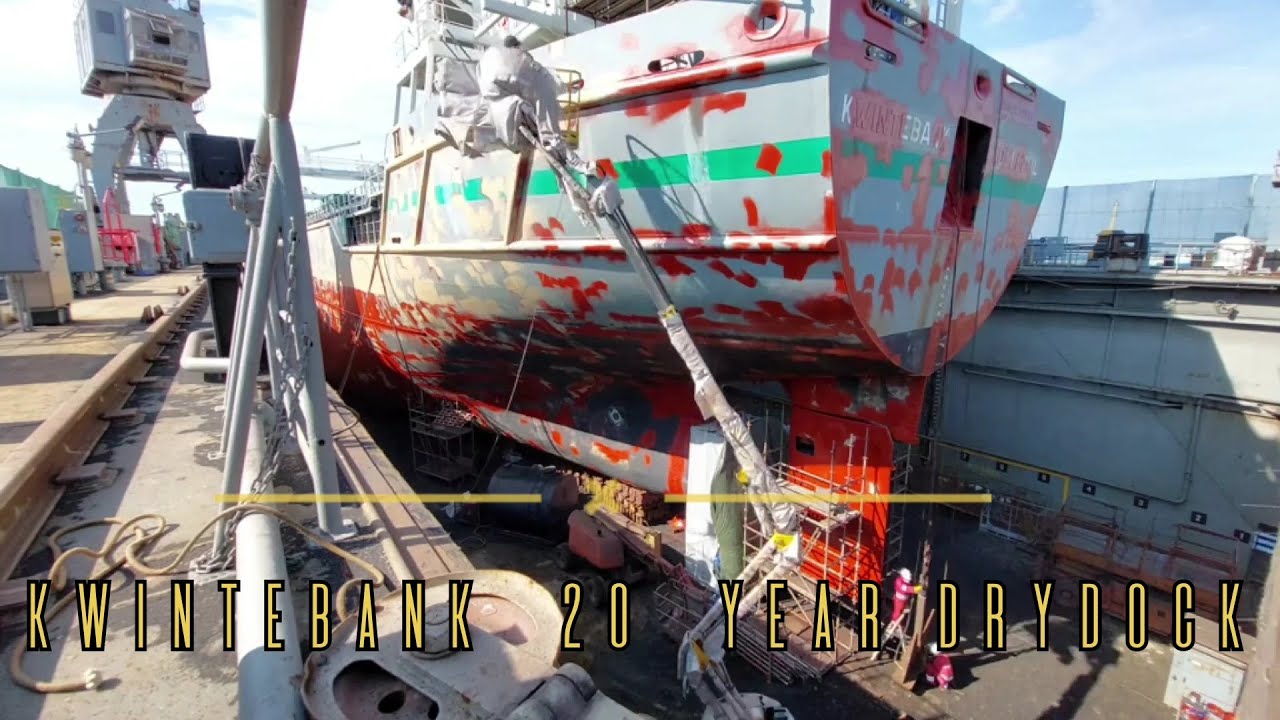 Kwintebank in shipyard and drydock in Tallin for 20 year Special Survey - Timelaps Music Video