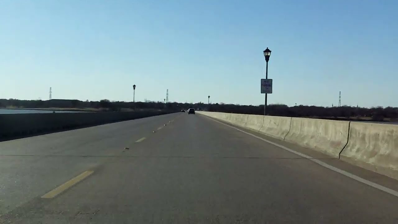 Mountain Creek Lake Toll Bridge westbound