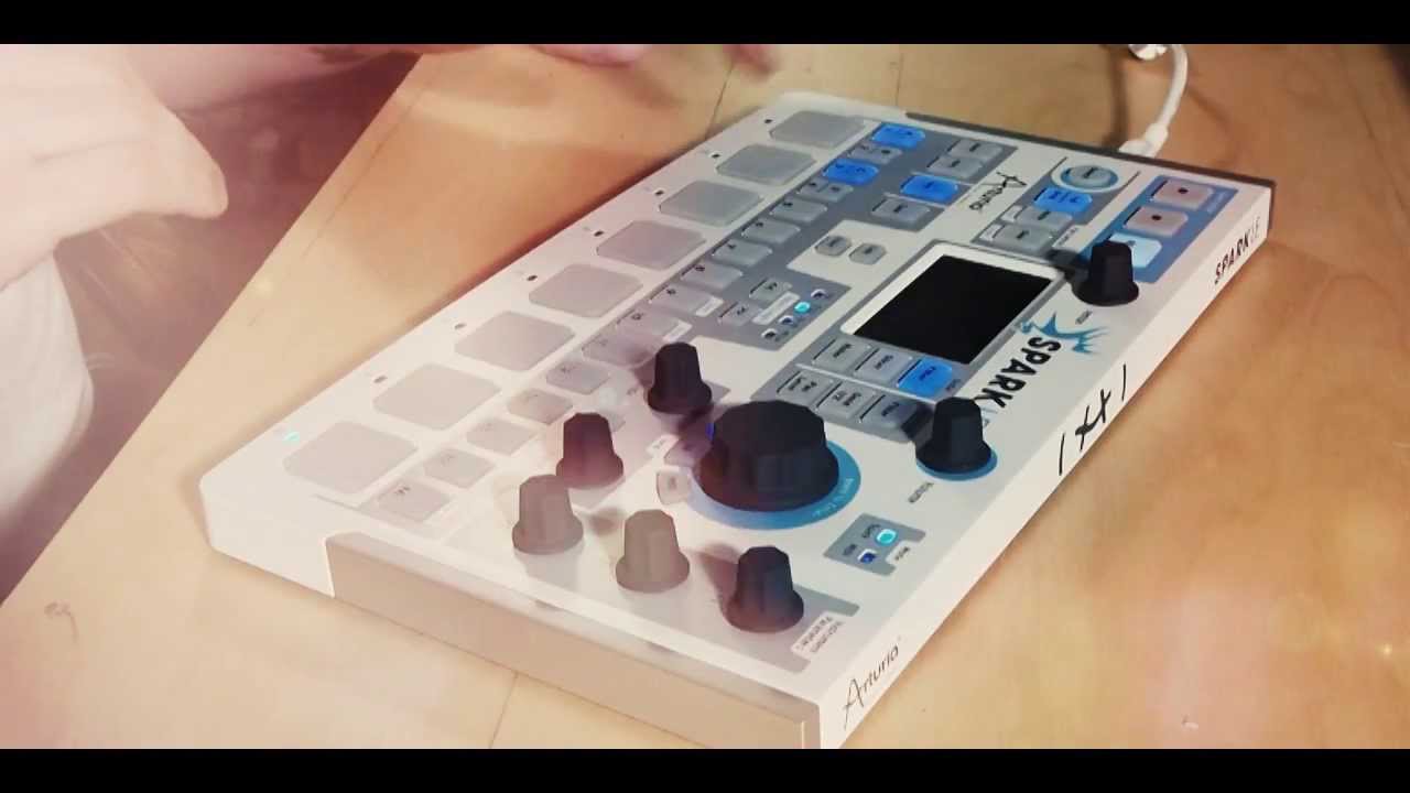 ARTURIA Spark LE
