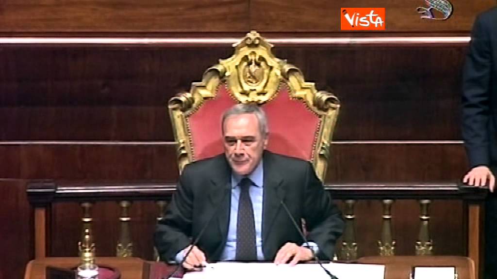 VOTO DI SCAMBIO. GRASSO ESPELLE DALL'AULA I 5 STELLE SANTANGELO E AIROLA