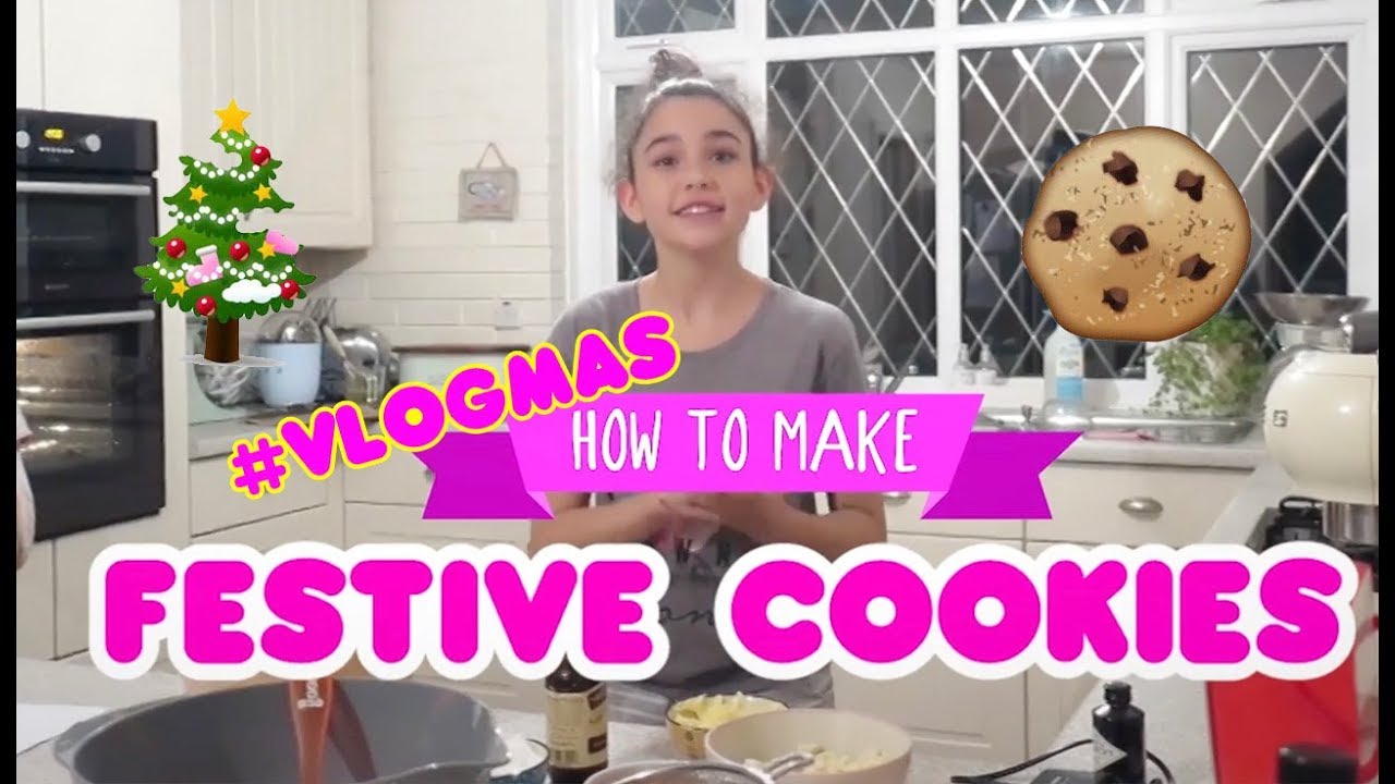 ❄️ CHRISTMAS BAKING | Vlogmas day 13 🙊