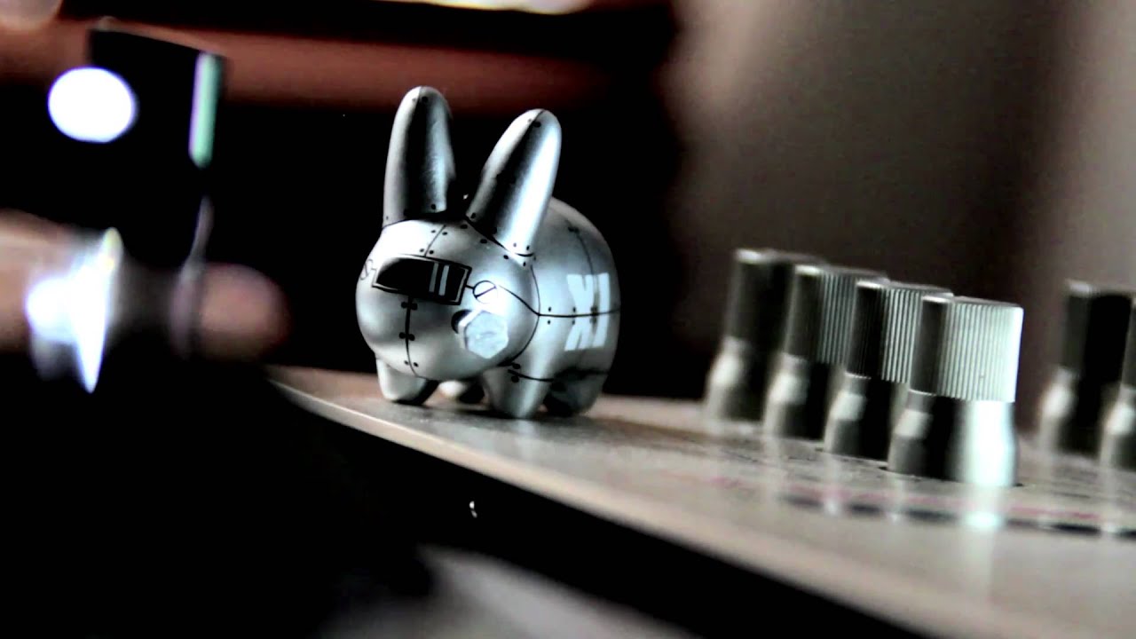 BARBES BRIDGE - ANIMATRONIK