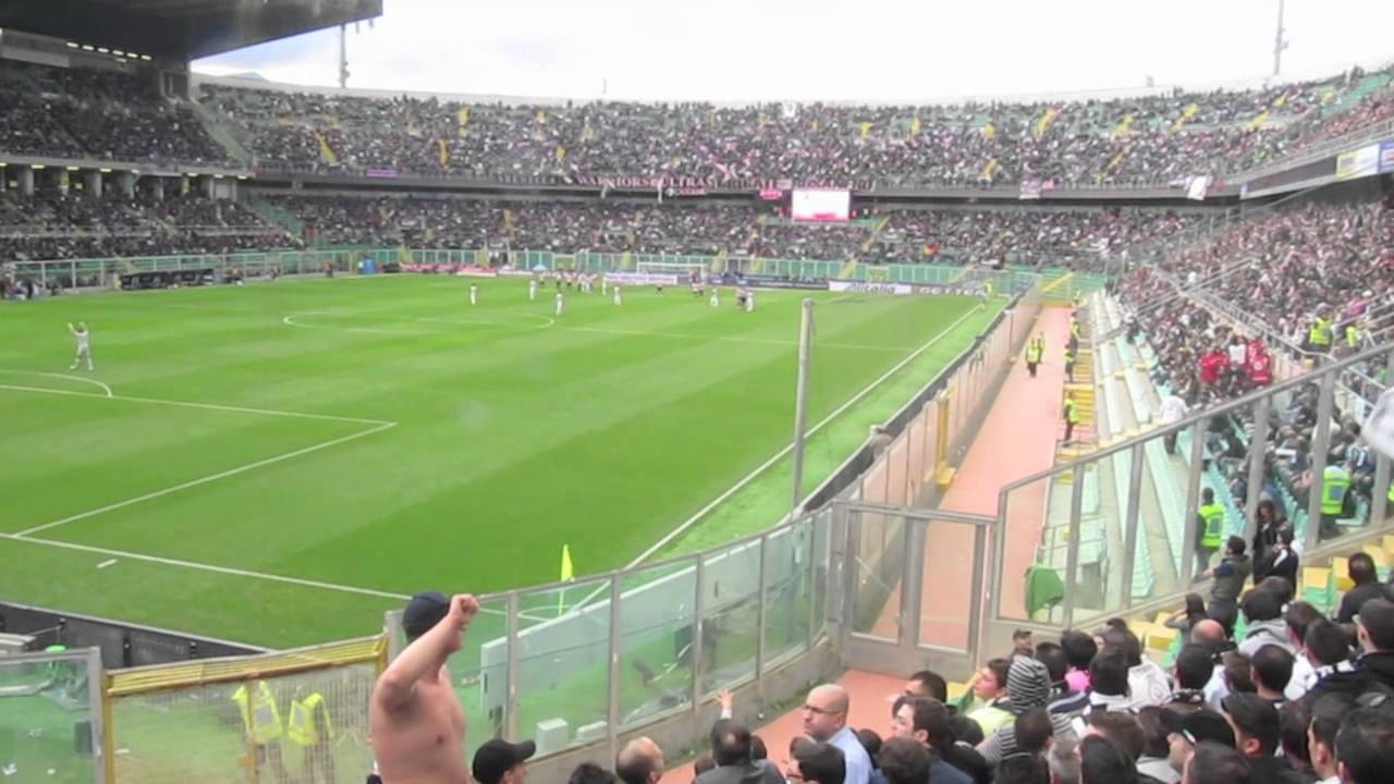 Palermo vs Juventus 0-2  07/04/2012 settore ospiti  Palermo