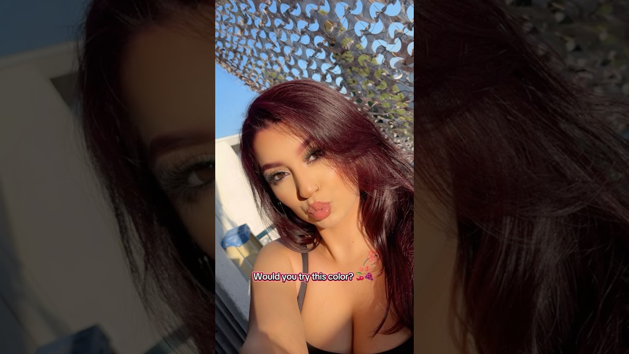 🍒🍇  Artic Fox dye. #redhair #articfox #burgundyhair #hairvideo
