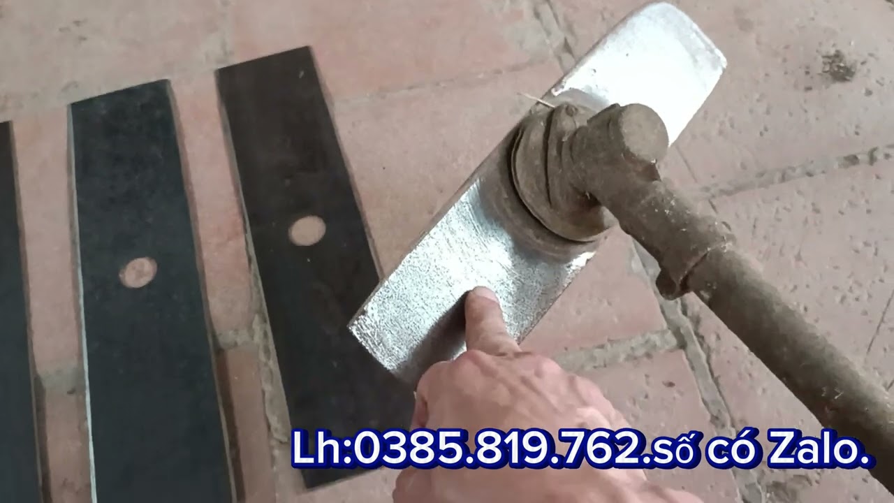 Lưỡi phát cỏ máy phát cỏ tay chế lưỡi cho máy phát cỏ vườn đồi bãi bằng lưỡi cưa xẻ CD nhật.