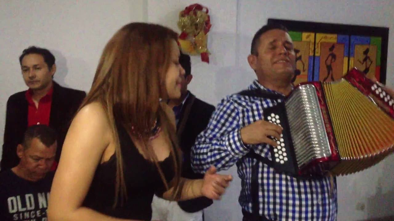 El maestro Julian Rojas y Luz Angela Lopez_ Por eso estoy aqui