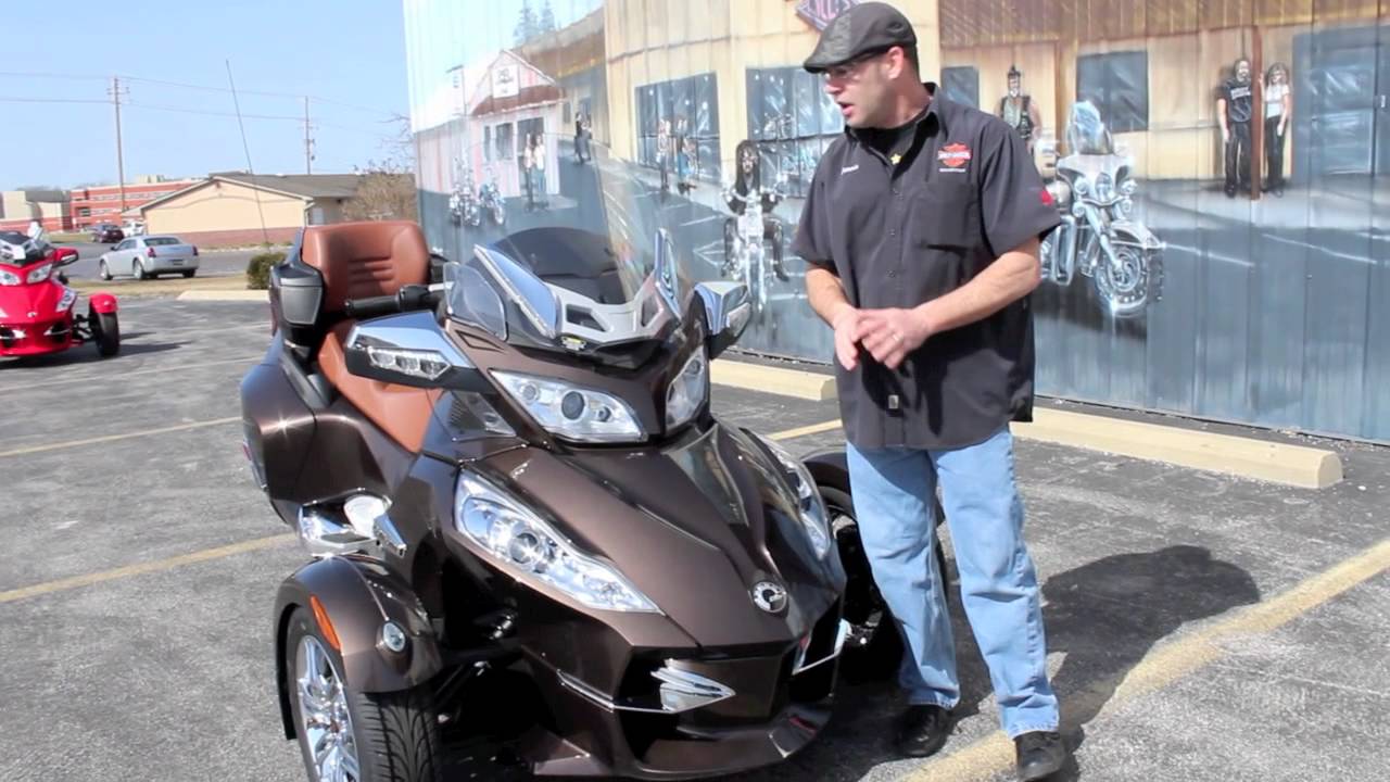 Can-Am Spyder RT Limited in Lava Bronze Metallic
