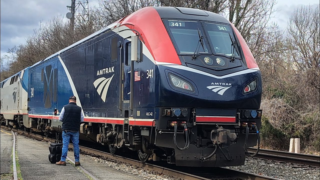 Amtrak 20 deporting Charlottesville Va 