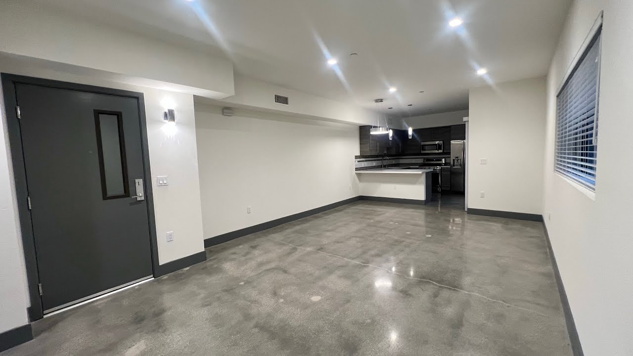 3743 Midvale 101