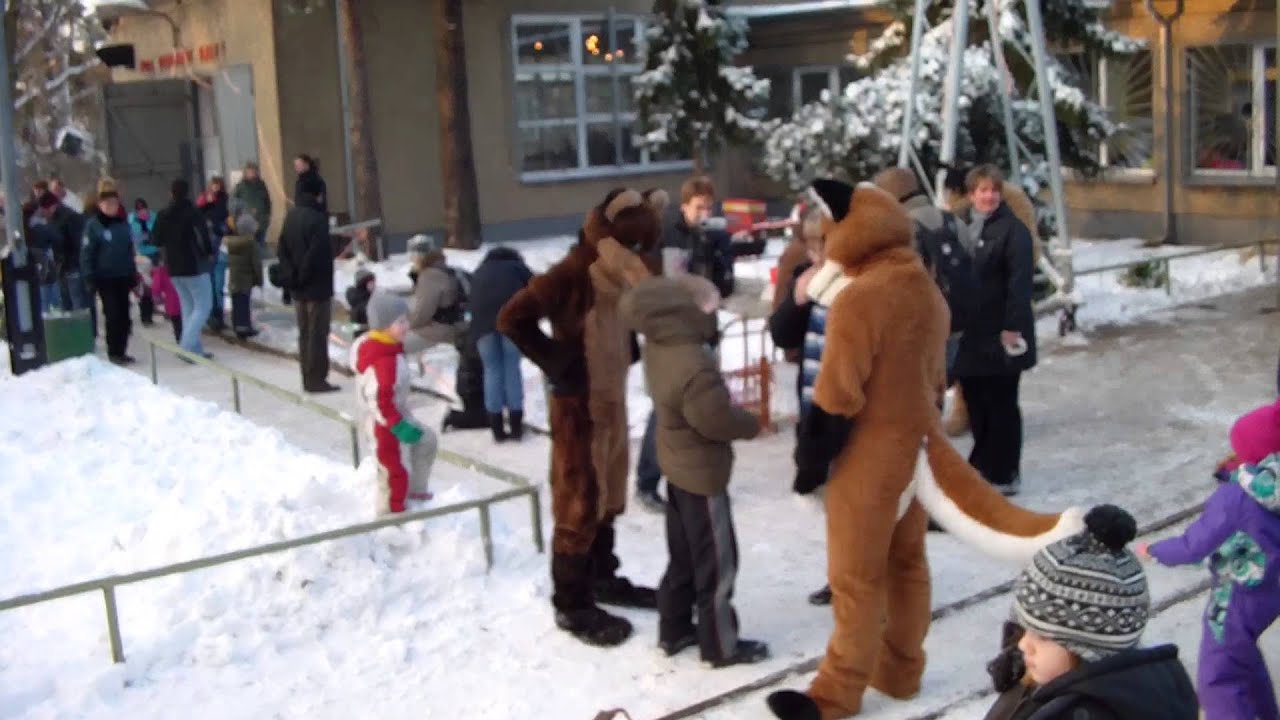 Weihnachtsmänner Füchse und Lüchse - Berliner Parkeisenbahn (12/2010)