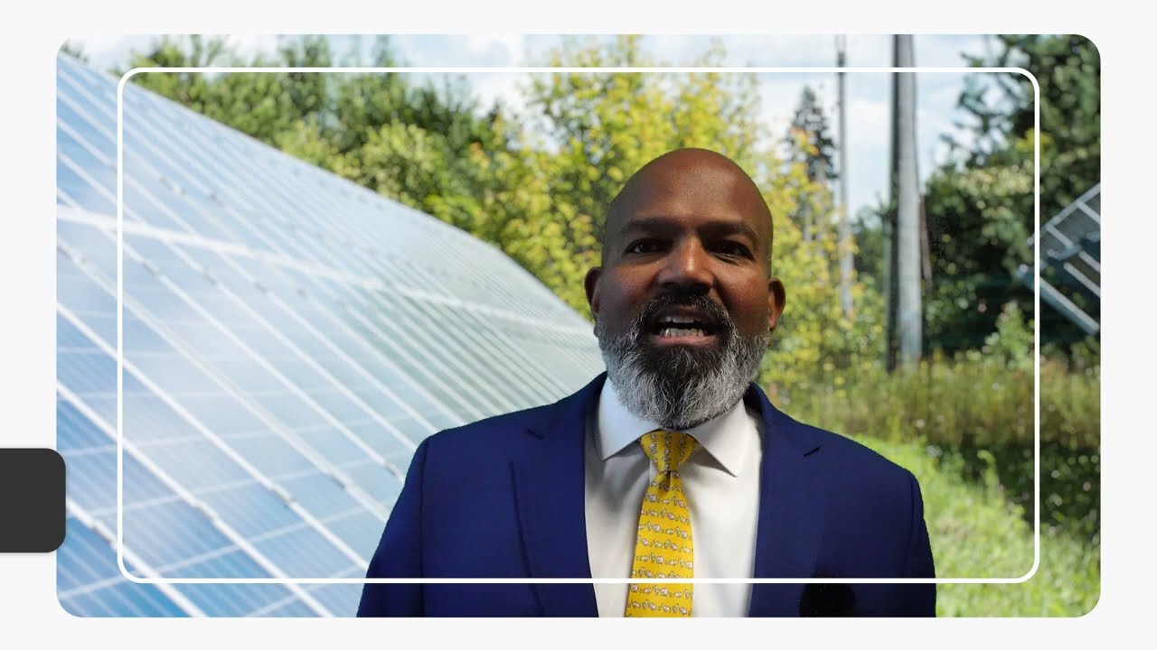 $10B committed in clean power | 10 G$ dans des projets d’énergie propre