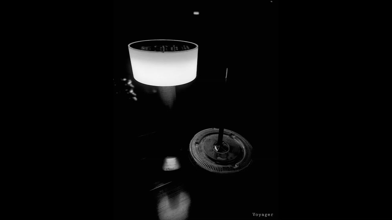 Voyager - (Acoustic)
