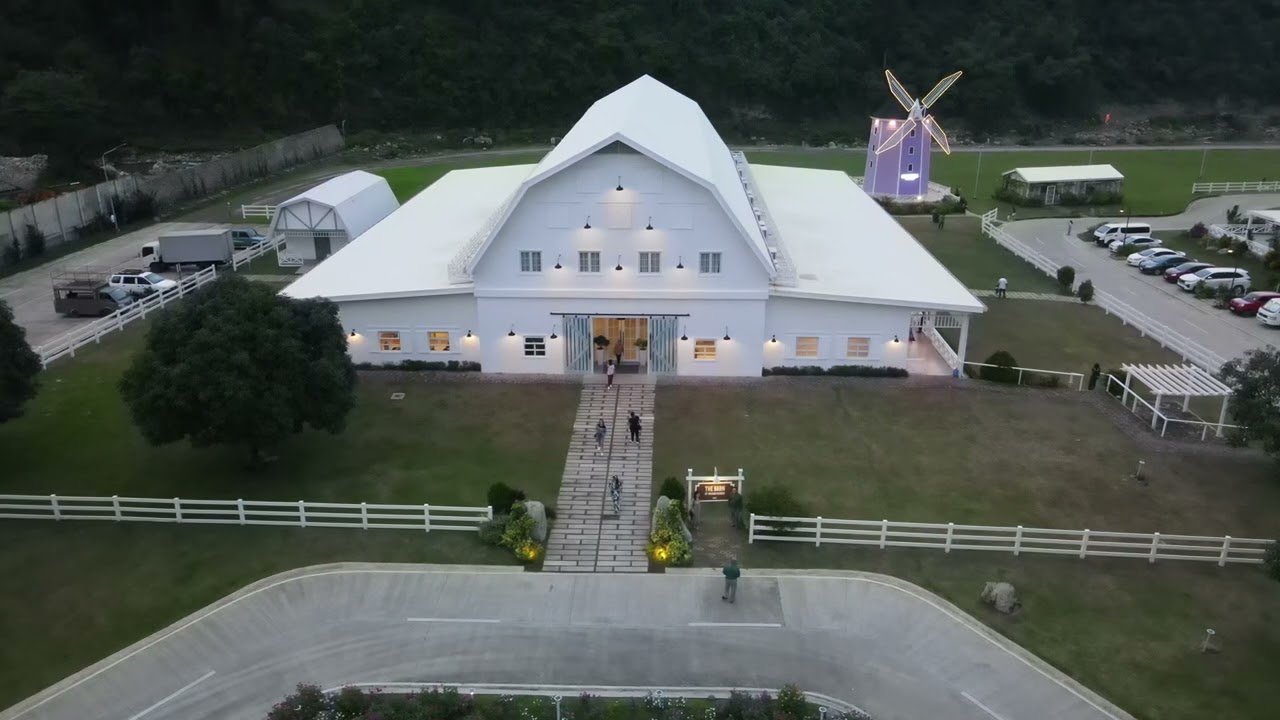 The Barn/Mango Ranch in Valencia Negros Oriental Philippines