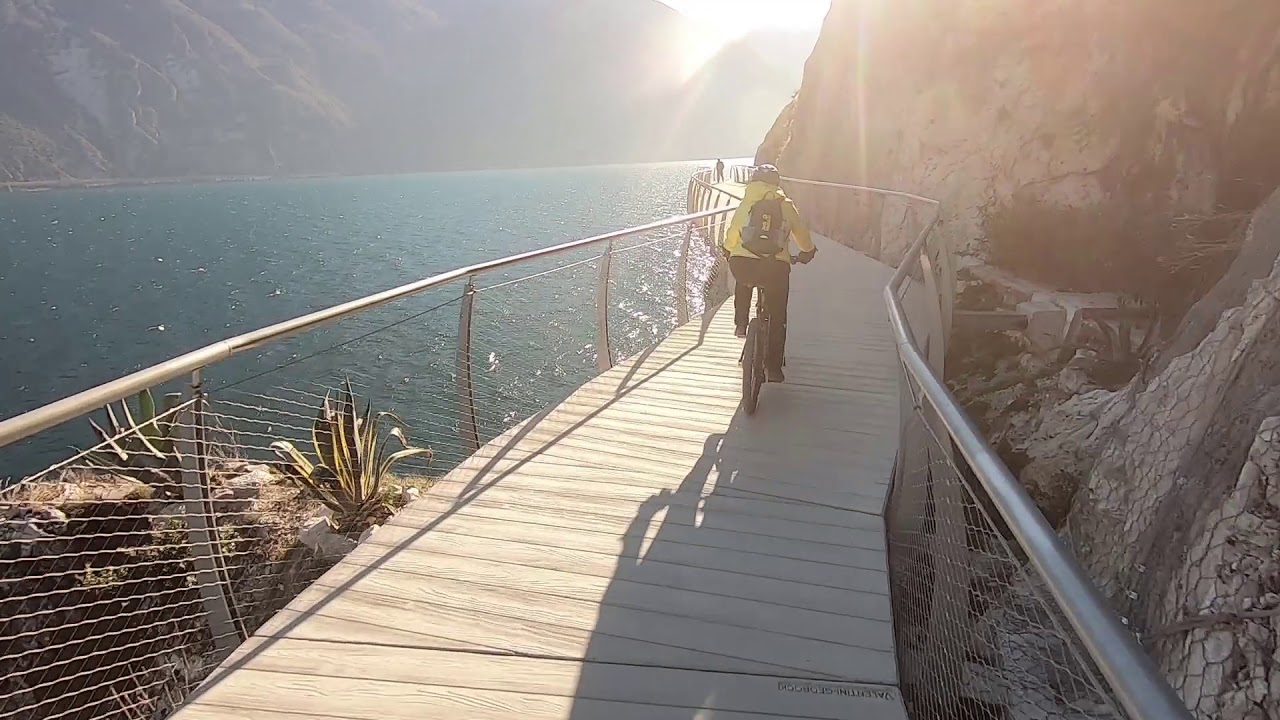 Garda 2020... Rad fahren, neuer Radweg von Riva nach Limone, spektakul&auml;r Ponale www.styling-foto.de