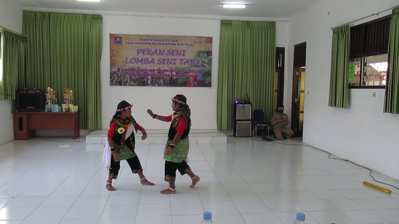 Tari Bugis Kembar - SDN KALINYAMAT KULON 3 Pekan Seni Kota Tegal 2022