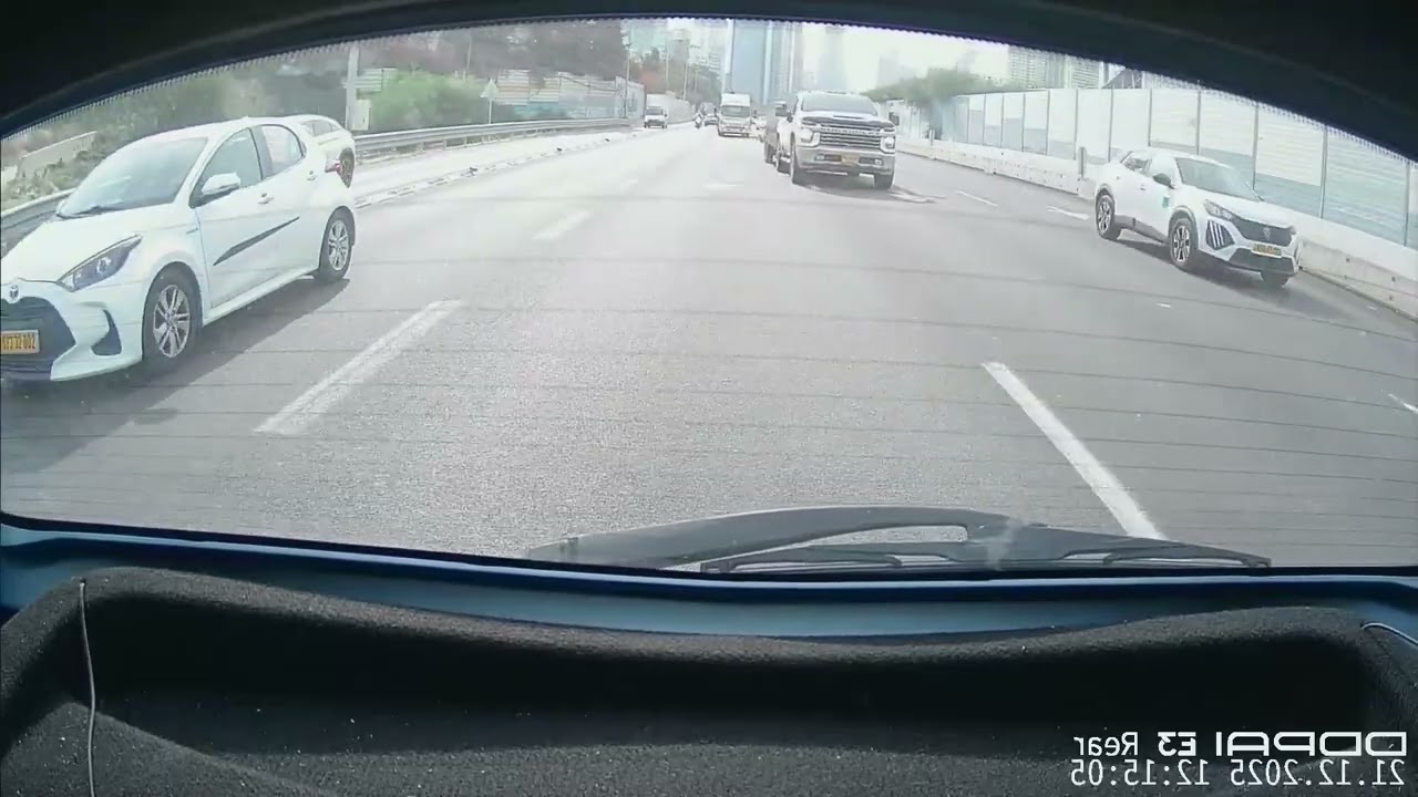 CRAZY DRIVING IN ISRAEL 713