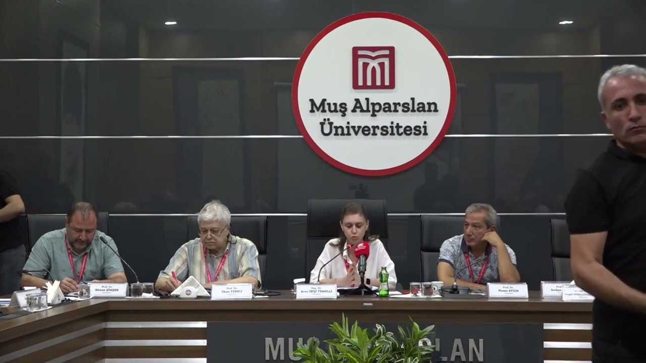 Tarih Felsefesi Açısından Tarihsel Hakikat Sorunu – Arzu İbişi Temelli