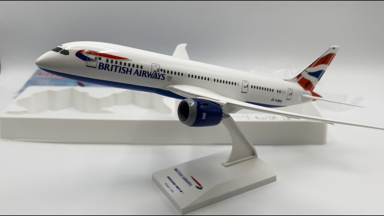 Модель самолета Boeing 787-8 Dreamliner авиакомпании British Airways от Skymarks, масштаб 1:200, ...