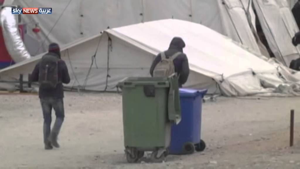 مقدونيا تغلق حدودها مع اليونان أمام اللاجئين