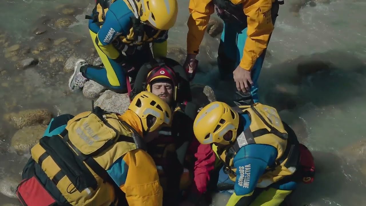 Ferno XT Floating _ Swiftwater Rescue