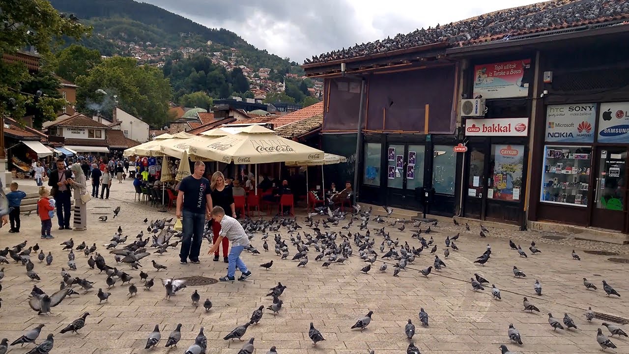 Little Istanbul, Ba&scaron;čar&scaron;ija Market and Pigeons - Sarajevo, Bosnia & Herzegovina [4K]