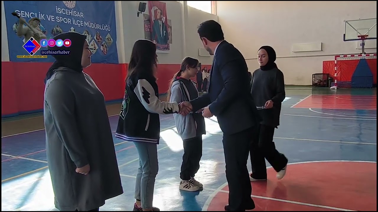İscehisar’da 29 Ekim Cumhuriyet Bayramı  Kutlama Programı Düzenlendi.