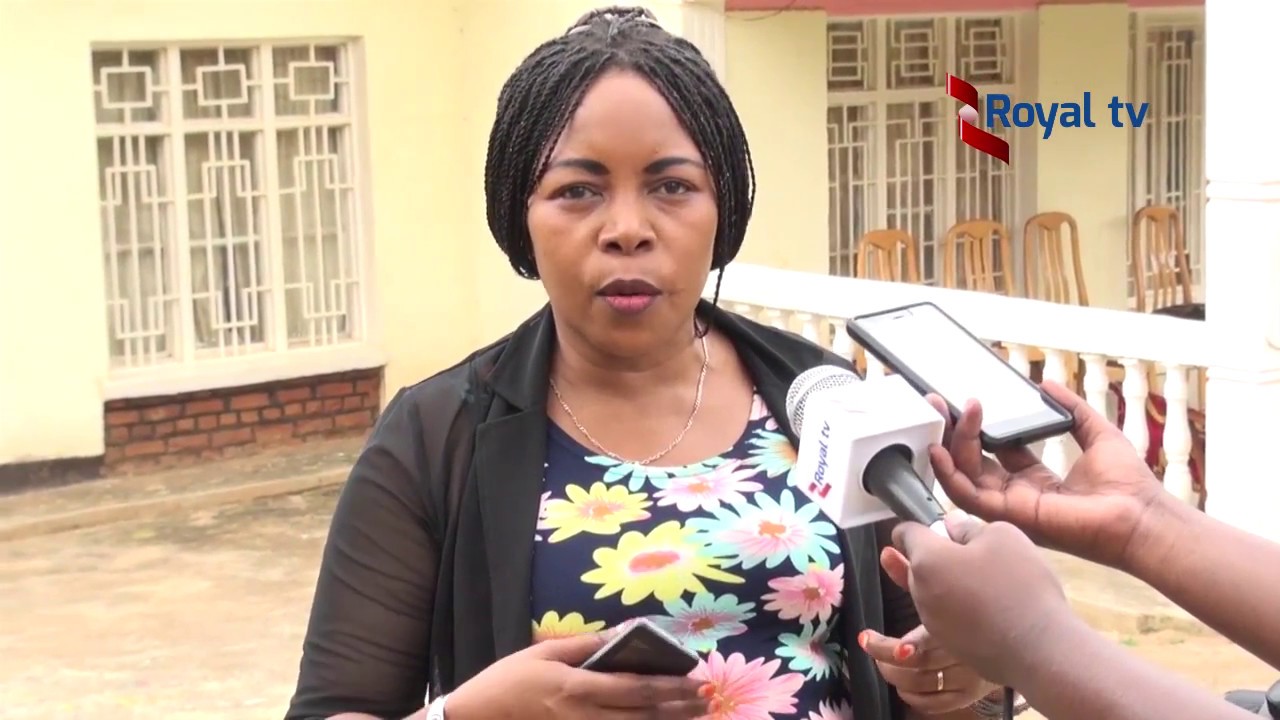 Yanze gukingurira abari baje muri Cyamunara yo kugurisha inzu ye