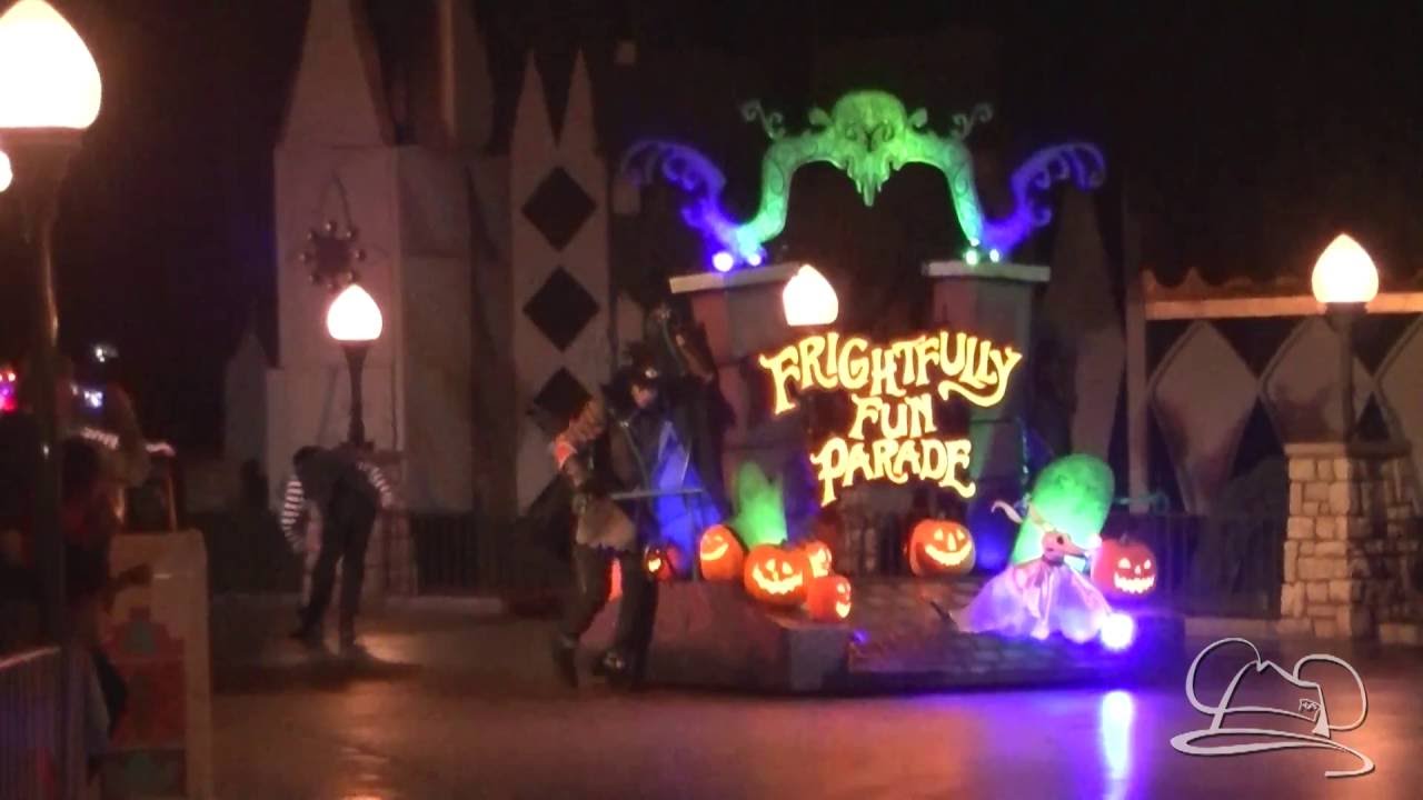 Disneyland's Frightfully Fun Parade at Mickey's Halloween Party