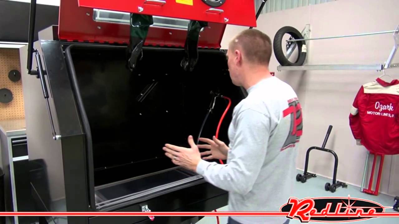 Redline Jumbo Clamshell Sandblasting Cabinet