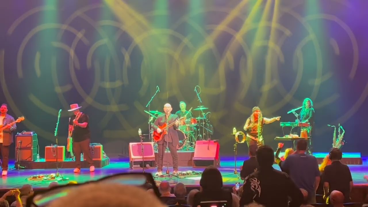 Men at Work in Clearwater | Who Can It Be Now & Land Down Under (Live 2024) #MenAtWork